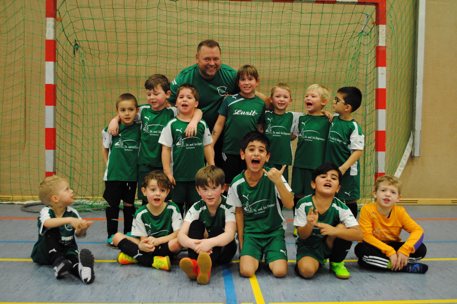 Mannschaftsfoto der Minikicker im Dezember 2019