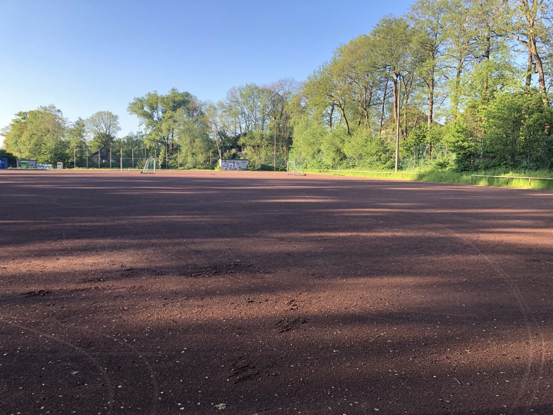 Übersicht über den Tenneplatz mit Blick nach Norden